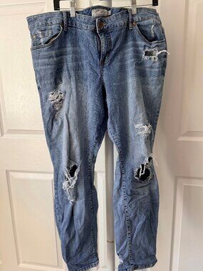 Torrid Light Wash Distressed Boyfriend Jeans 22R